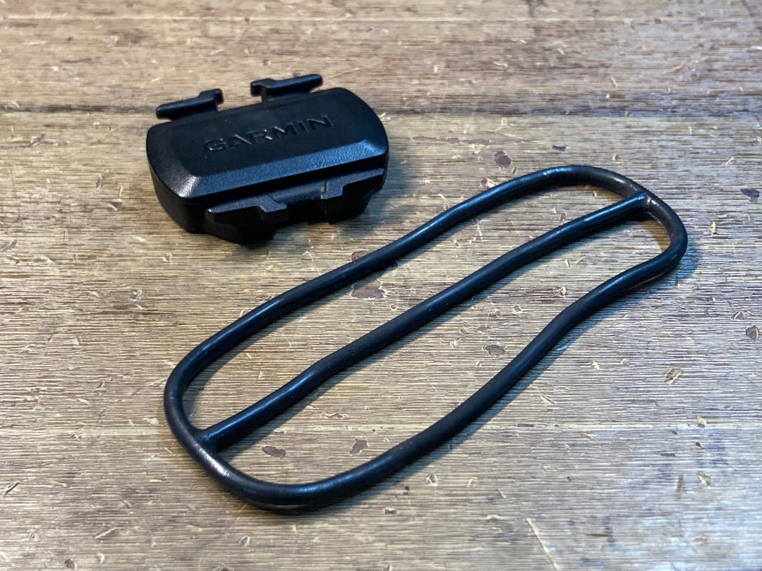 JF336 ガーミン GARMIN EDGE 1030 GPS サイクルコンピューター ケイデンス スピード センサー 動作確認済 ※液晶割れ