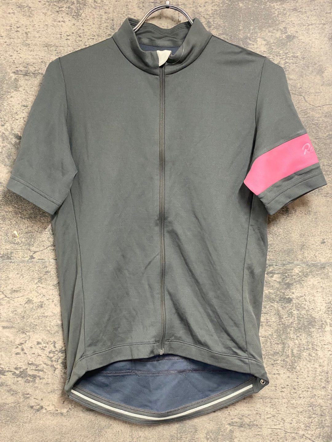JW055 ラファ Rapha MEN'S CLASSIC JERSEY 半袖サイクルジャージ グレー S ※日焼け、補修跡