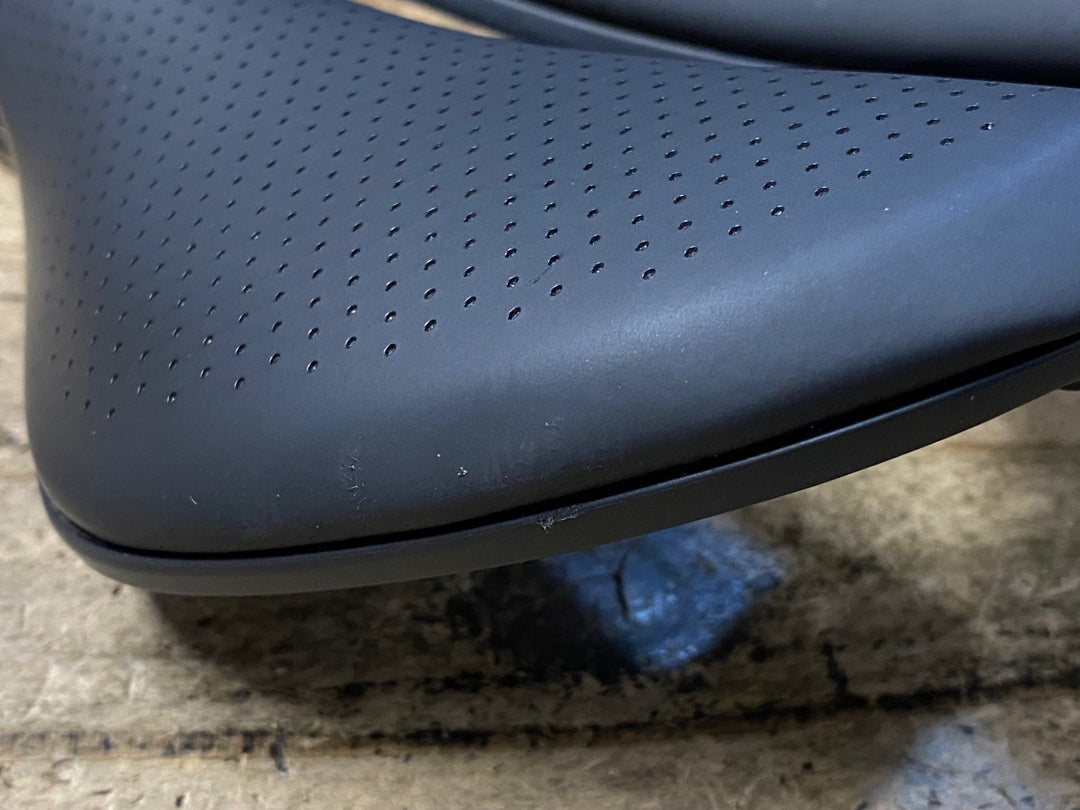KR177 ボントレガー BONTRAGER AEOLUS ELITE サドル 黒 145mm