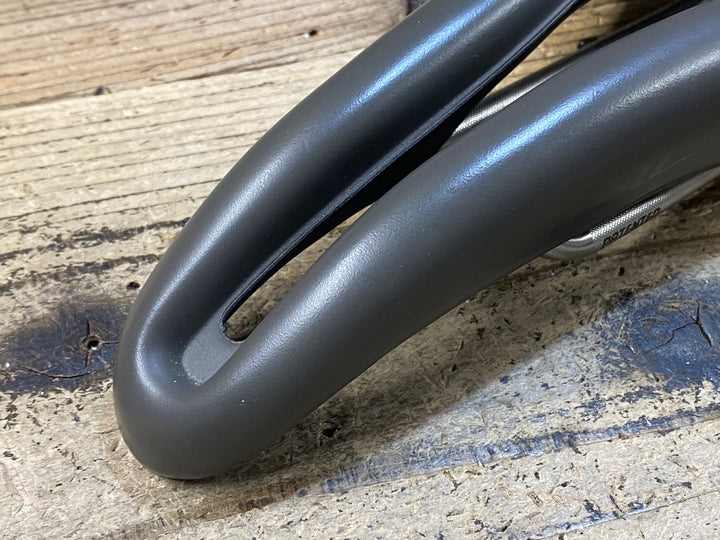 JZ347 SELLE SMP ヘル HELL サドル グレー aisi 304 tubeレール