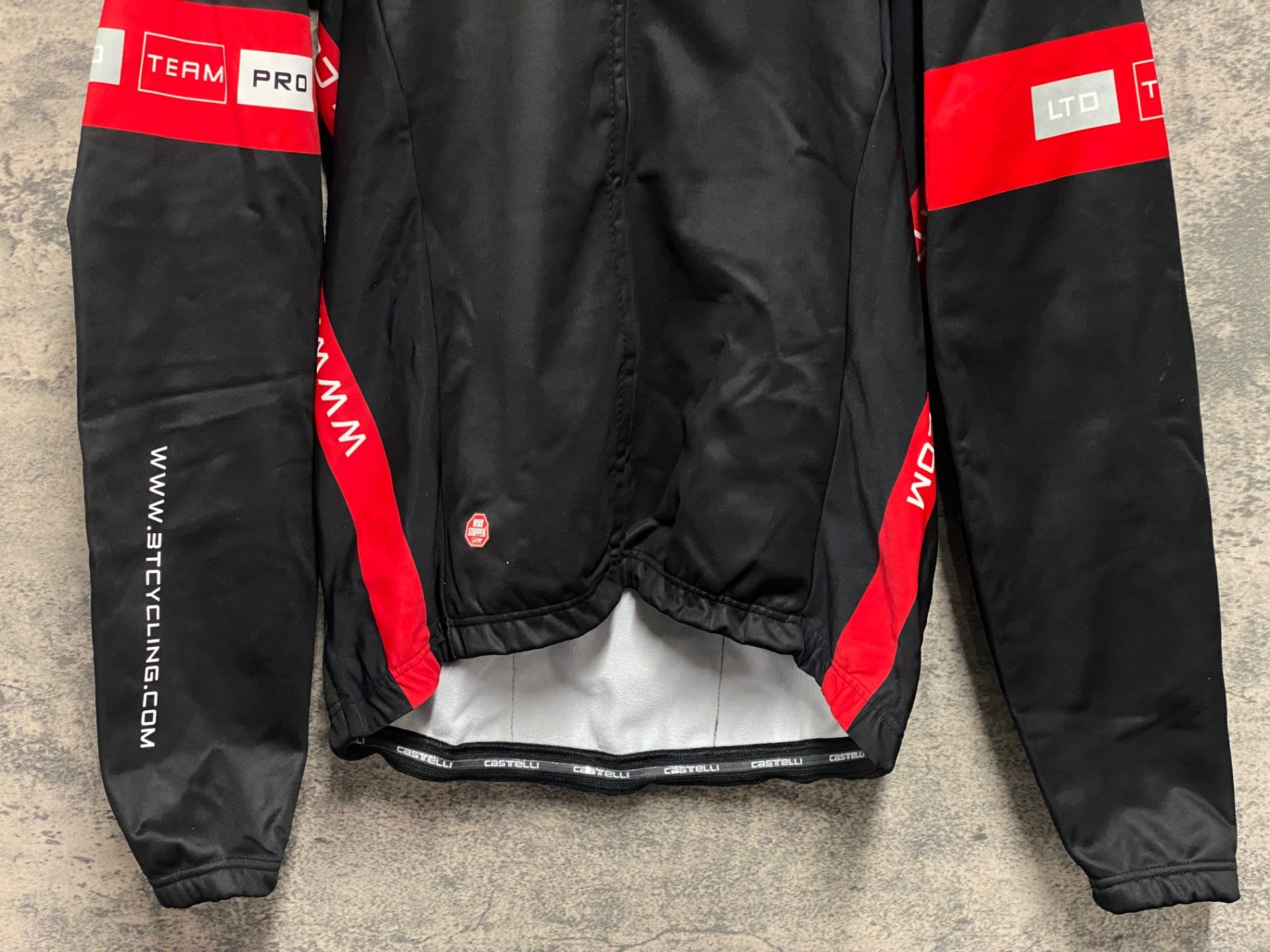 JV211 カステリ CASTELLI 長袖 サイクルジャケット 黒 赤 M 裏起毛 3T