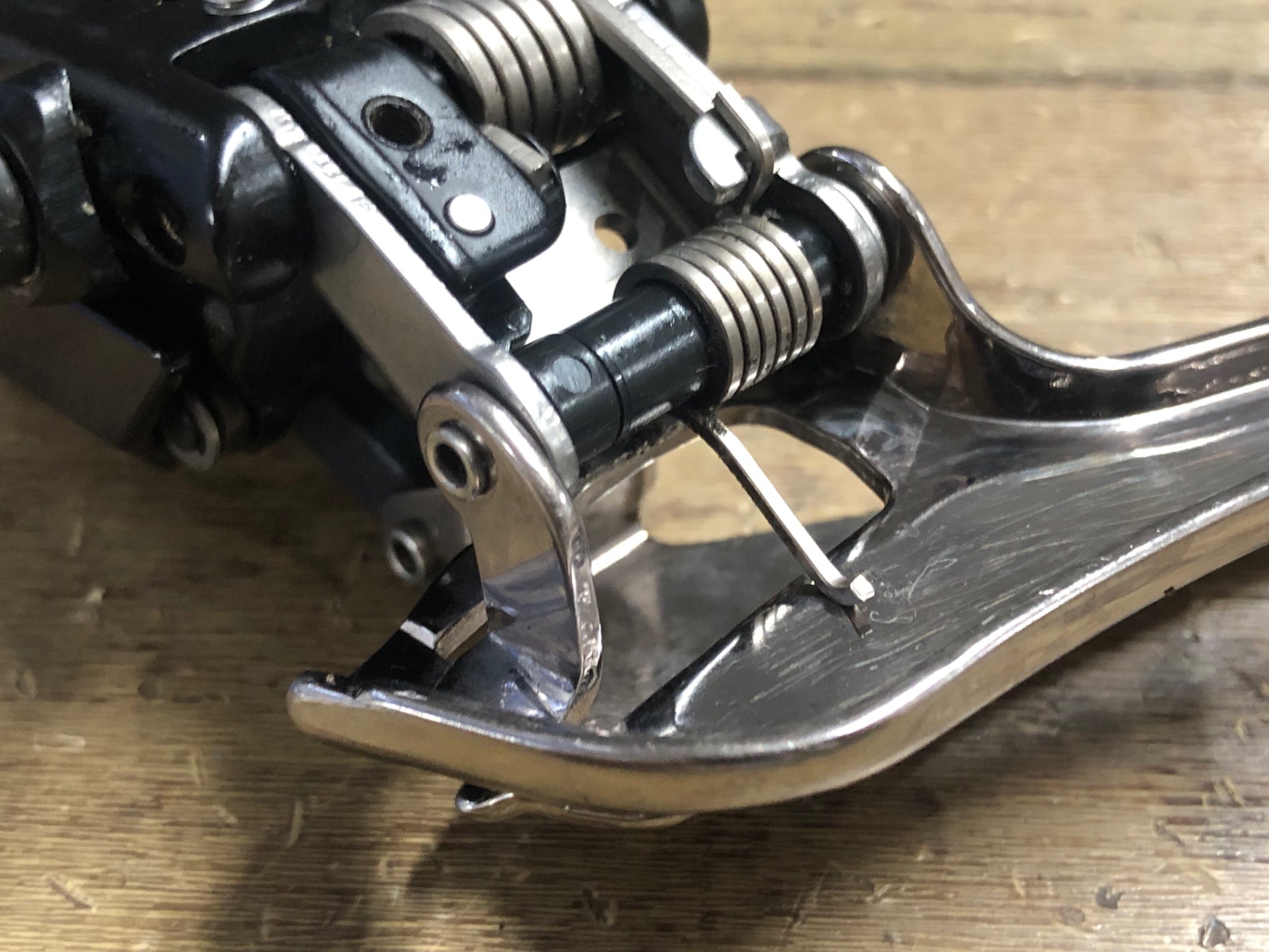 JY944 シマノ SHIMANO デュラエース DURA-ACE FD-R9150 フロント