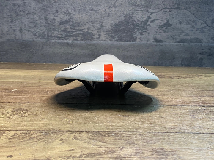 JM889 セライタリア selle ITALIA SLR Team Edition サドル 白 カーボンレール