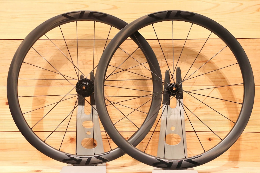 ジャイアント GIANT SLR 1 40 DB HOOKLESS WHELLSYSTEM カーボン 