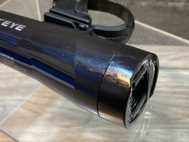 JU671 キャットアイ CATEYE GVOLT70 TL-LD620 ライト 点灯確認済