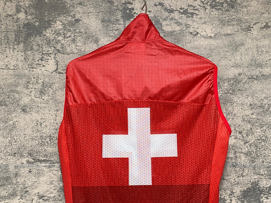 KF373 デサント DESCENTE ジレ サイクルベスト 赤 S SWISS TRIATHLON