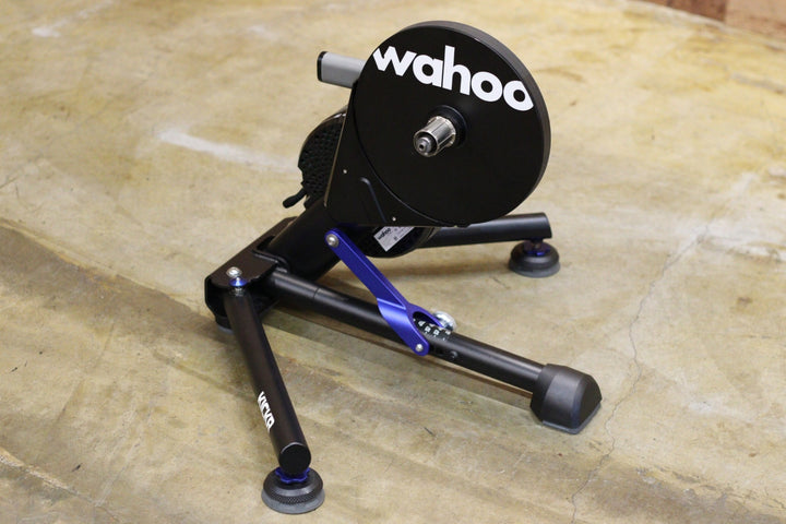 ワフー WAHOO キッカー KICKR V5 ダイレクトドライブ スマートトレーナー ローラー台 【立川店】