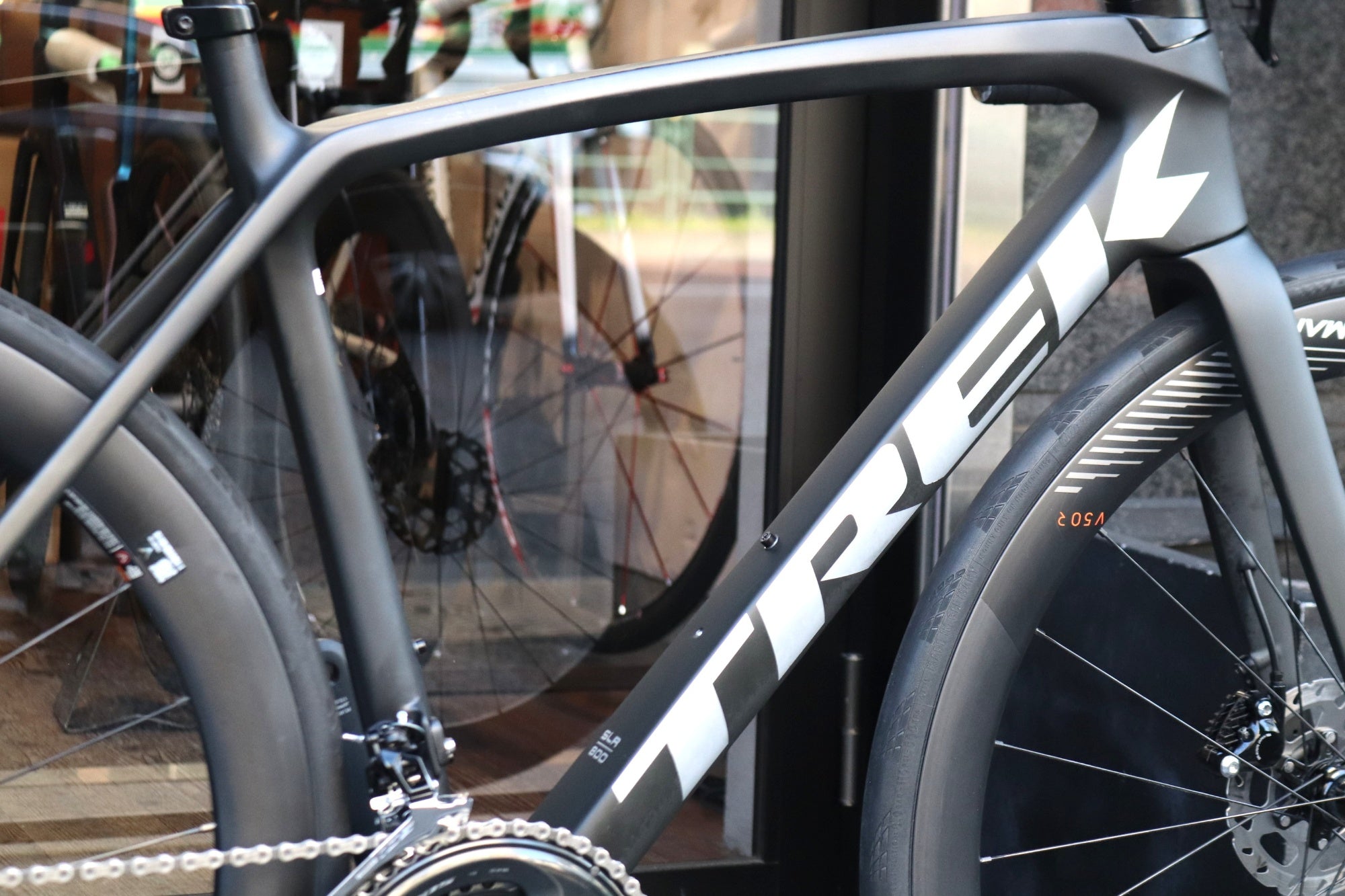 トレック TREK エモンダ EMONDA SLR 54サイズ シマノ 105 R7020 11S