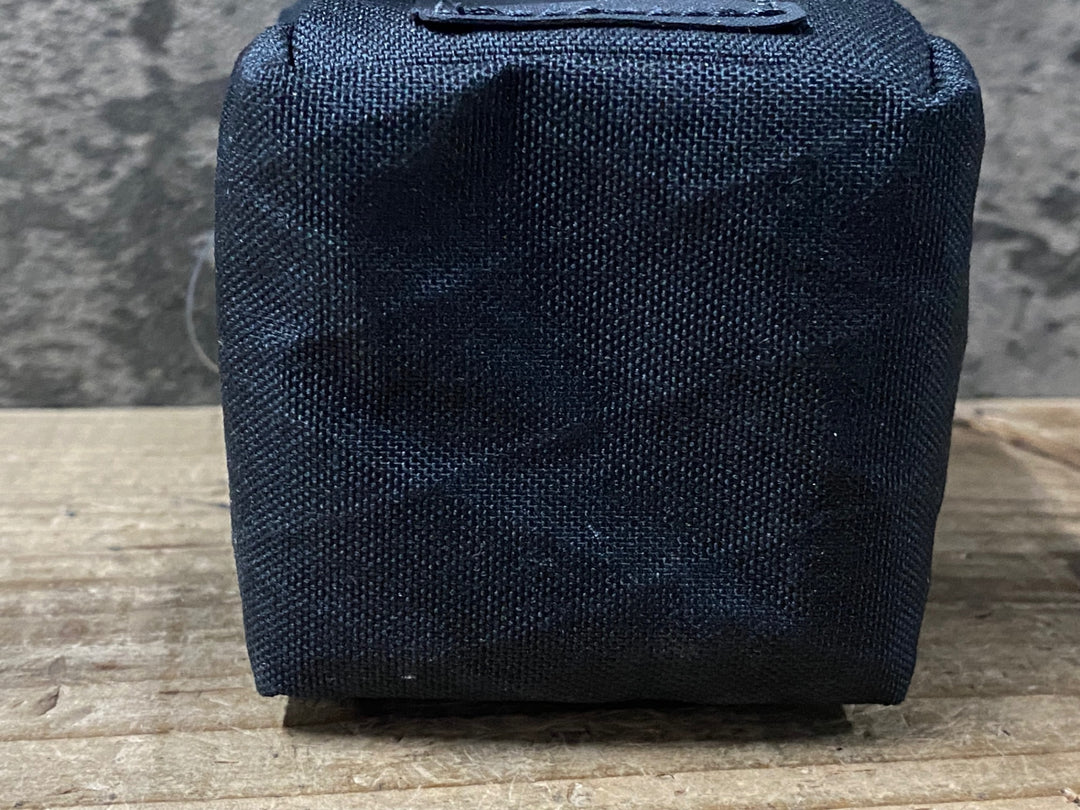 KE731 オルケース ORUCASE X-PAC サドルバッグ 0.5L ブラック