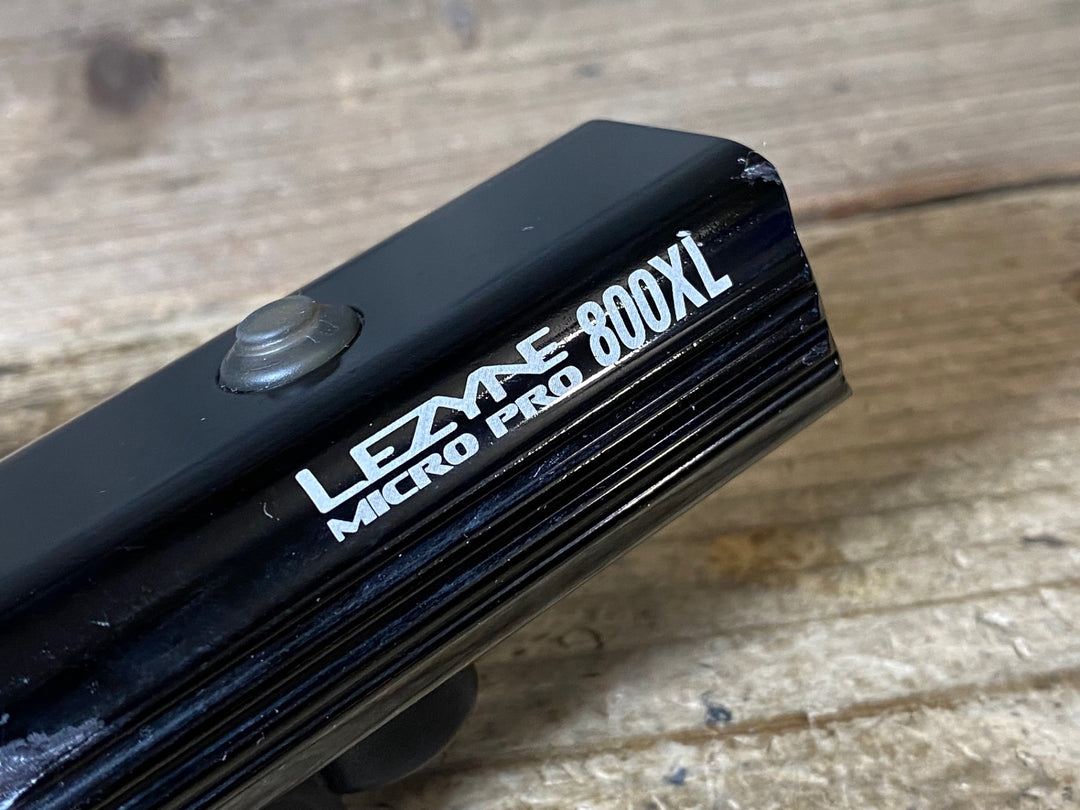 JP523 レザイン LEZYNE LITE DRIVE 800XL フロントライト 本体のみ ※点灯確認済