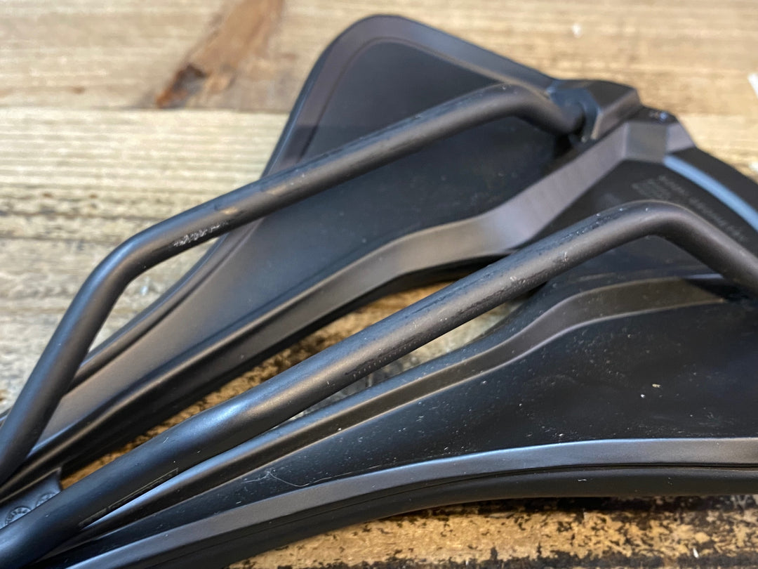 JP802 スペシャライズド SPECIALIZED POWER EXPERT WITH MIRROR サドル 黒 HOLLOW TI レール