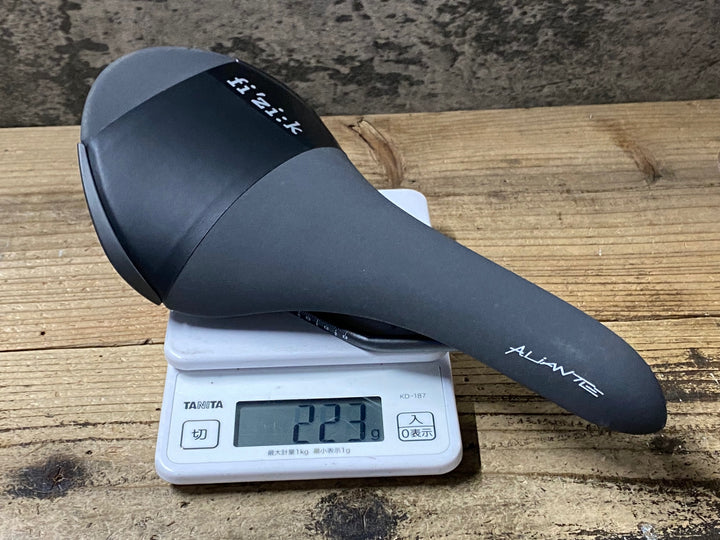 KL929 フィジーク fizik ALIANTE R3 Regular サドル KIUMレール