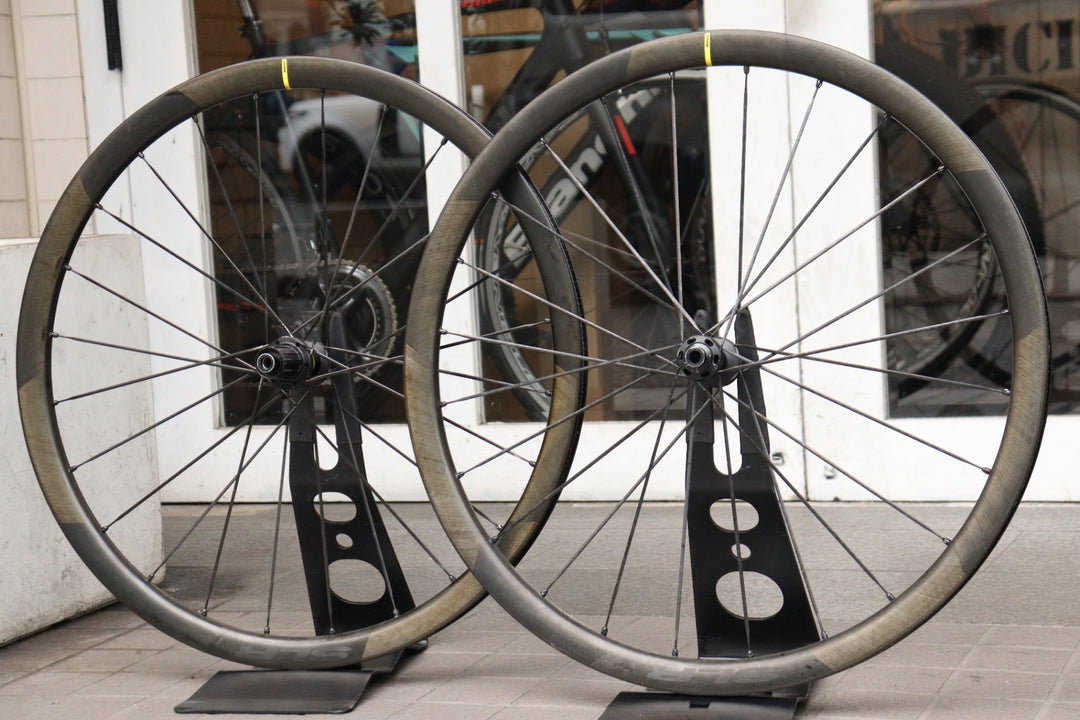 マヴィック MAVIC コスミック ディスク COSMIC SLR 32 DISC カーボン チューブレスレディ ホイールセット シマノ12/11S 【横浜店】