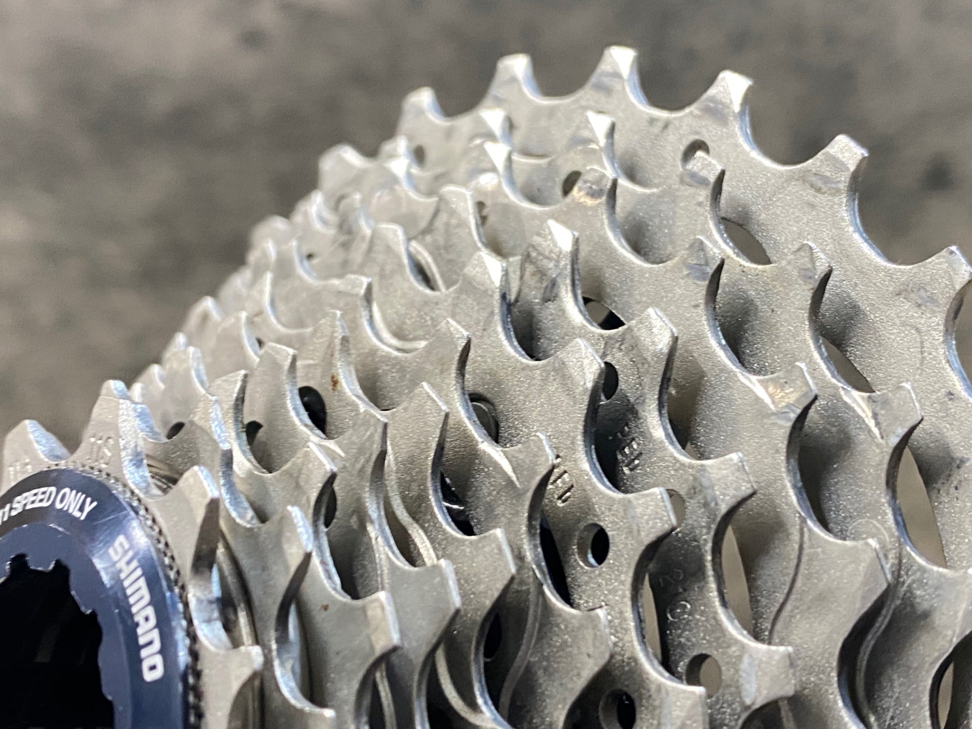 KA037 シマノ SHIMANO アルテグラ ULTEGRA CS-R8000 スプロケット 11s