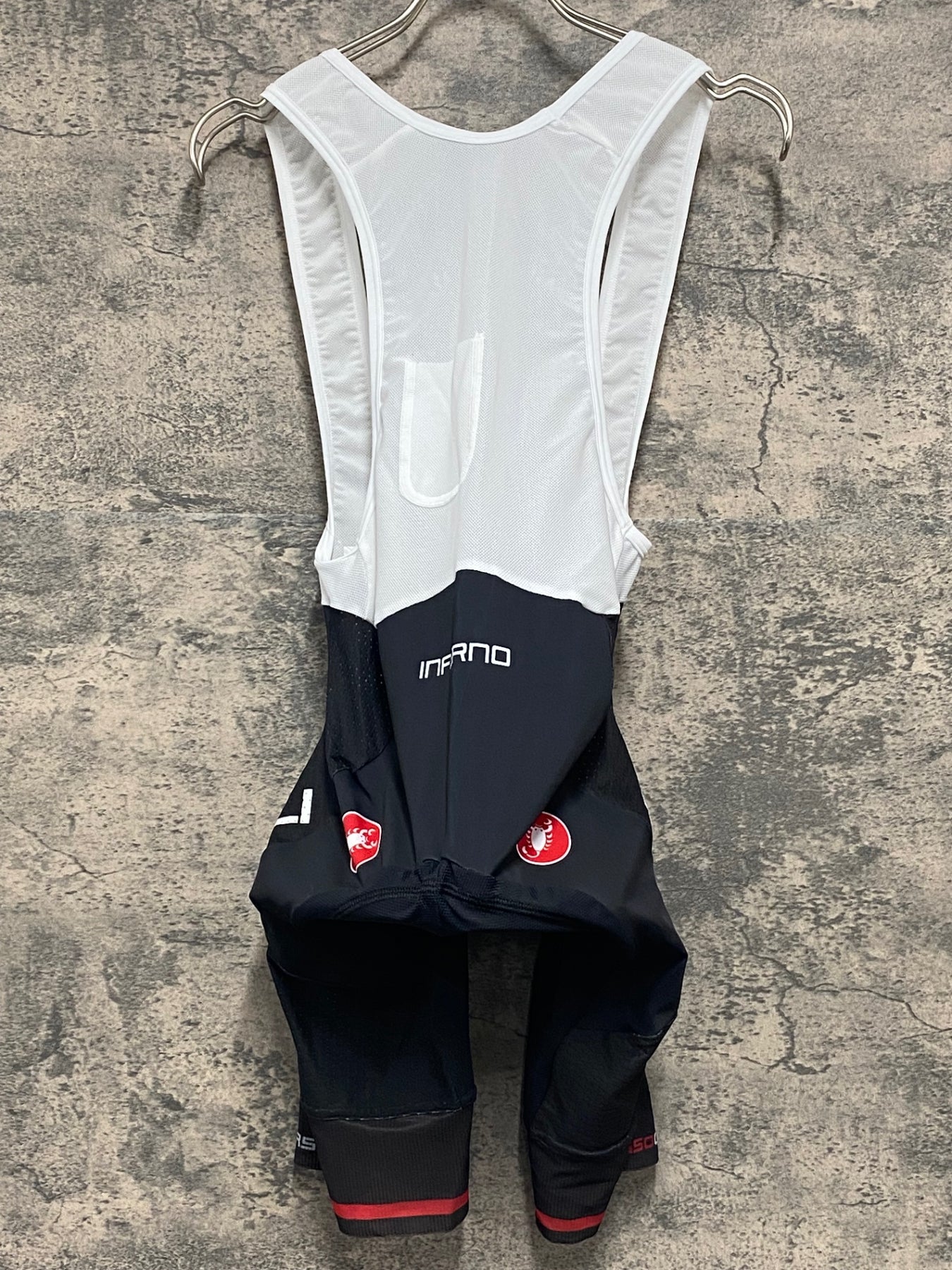 JY158 カステリ CASTELLI ロッソコルサ ROSSO CORSA INFERNO ビブ