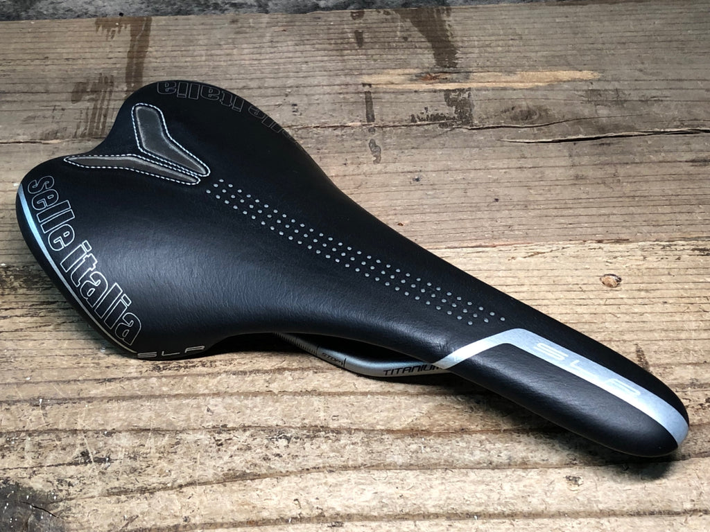 リンバスカンパニー　サテラ JN875 セライタリア SELLE ITALIA SLR サドル 黒 TITANIUMレール 135mm