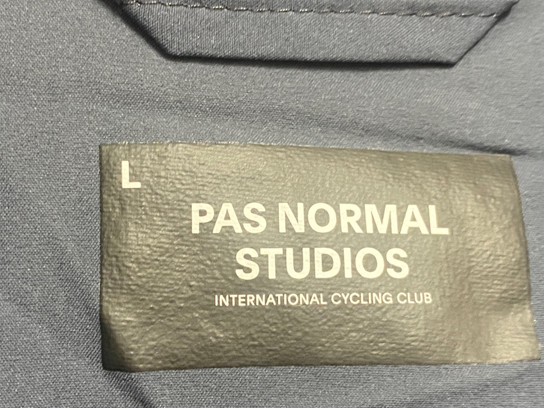 JY673 パスノーマルスタジオ PAS NORMAL STUDIOS 長袖 ウィンドブレーカー 濃紺 L