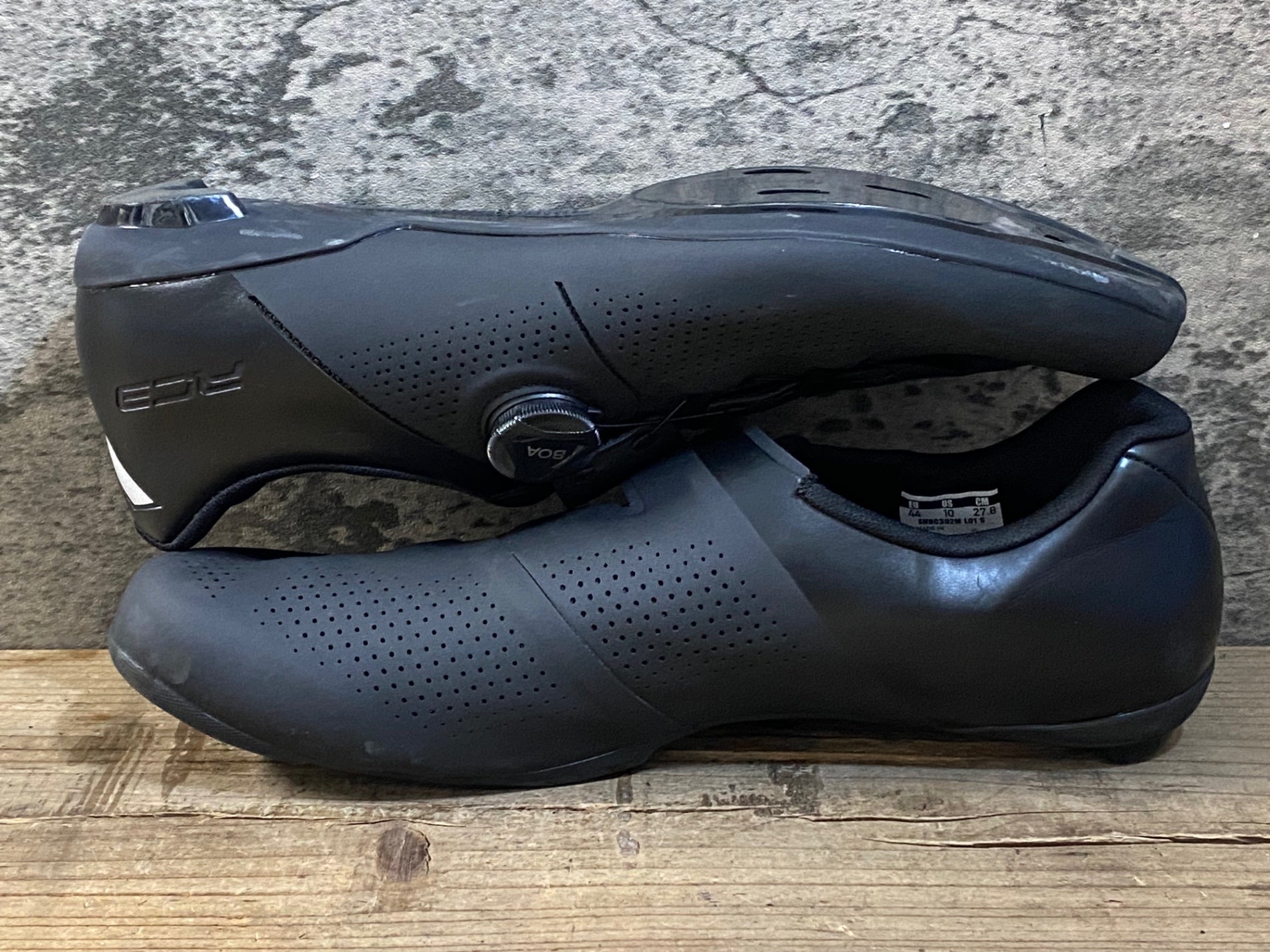 KF632 シマノ SHIMANO RC3 SH-RC302M ビンディングシューズ 黒 EU44