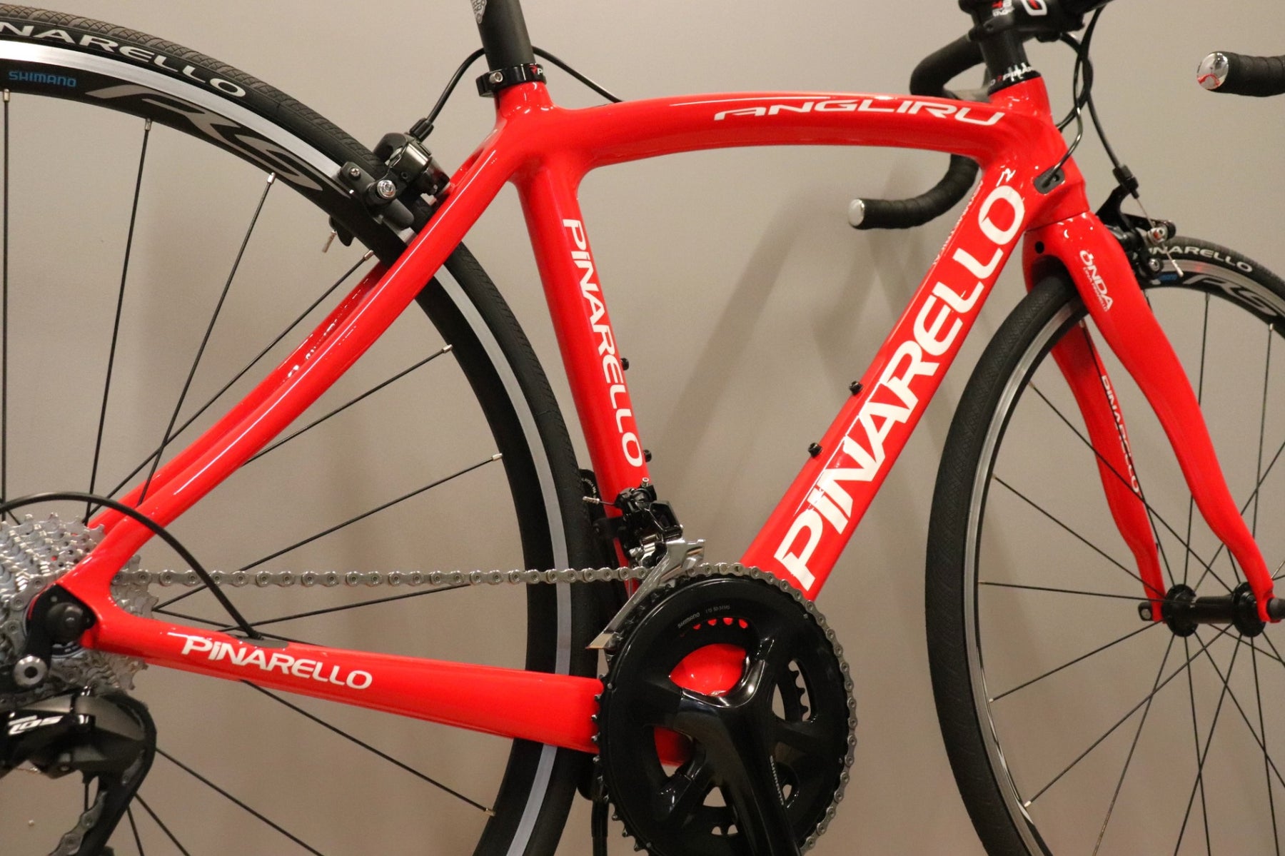 ピナレロ PINARELLO アングリル ANGLIRU 2018モデル 430サイズ シマノ