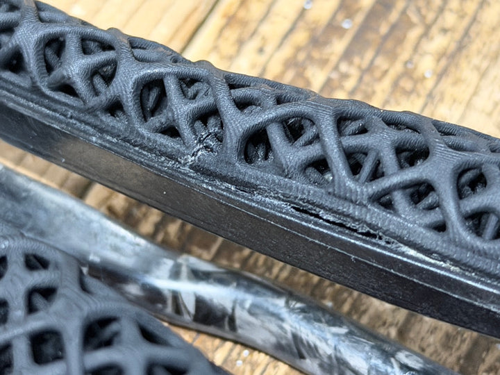 JU149 セライタリア Selle Italia SLR BOOST 3D KIT CARBONIO SUPERFLOW サドル カーボンレール ※一部繊維切れ 接着ハゲ ジャンク
