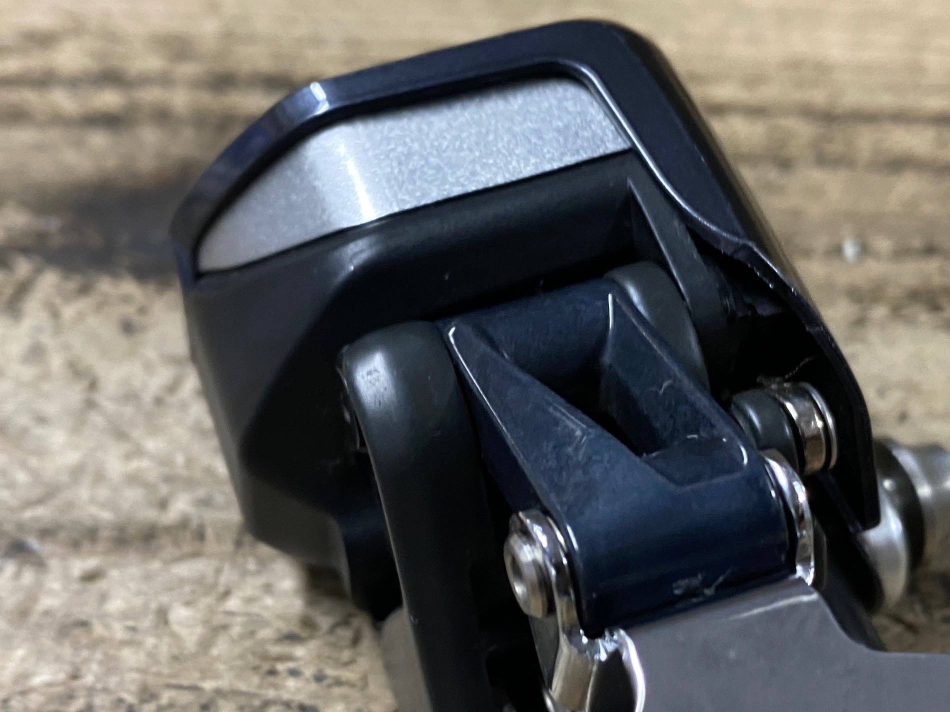 JO695 シマノ SHIMANO アルテグラ ULTEGRA FD-R8050 フロント