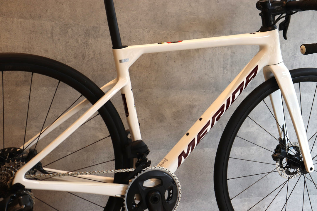 決算SALE メリダ MERIDA スクルトゥーラ SCULTURA 8000 2025モデル XSサイズ SRAM FORCE e-Tap AXS 12S カーボン ロードバイク 【さいたま浦和店】
