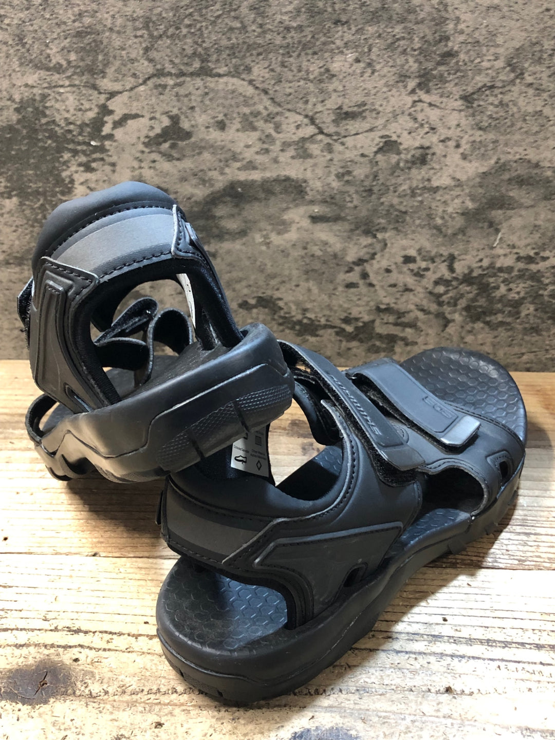KH689 シマノ SHIMANO SD5 SH-SD501 M L01 S ビンディングシューズ サンダル 黒 EU39