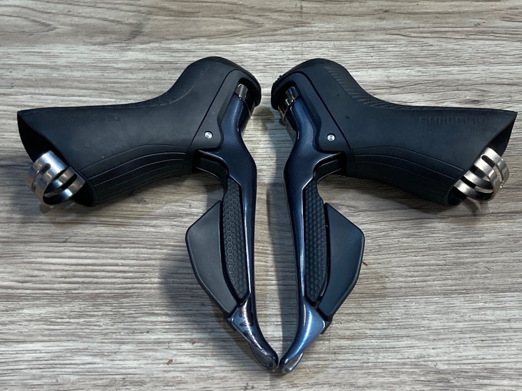 KB502 シマノ SHIMANO アルテグラ ULTEGRA ST-R8050 STIレバー 2x11S KB502 シマノ SHIMANO アルテグラ ULTEGRA ST-R8050 STIレバー 2x11S