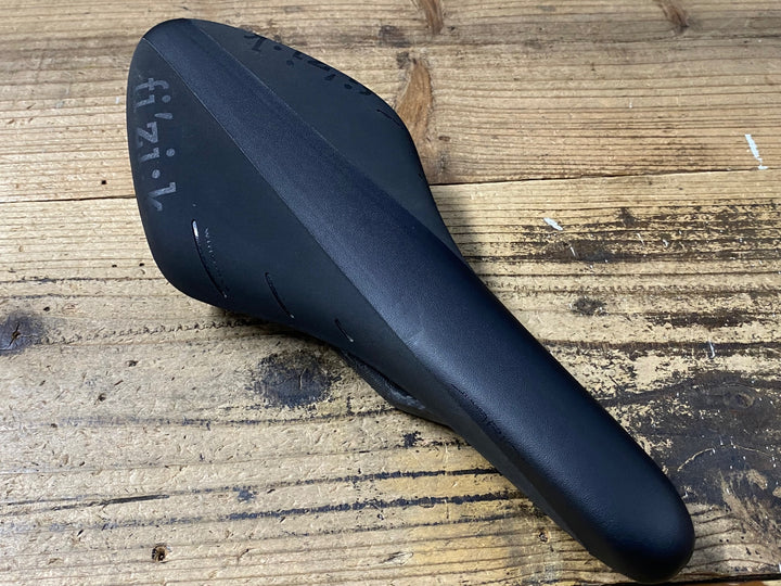 KN270 フィジーク fizik ARIONE R1 サドル 黒 regular BRAIDEDレール