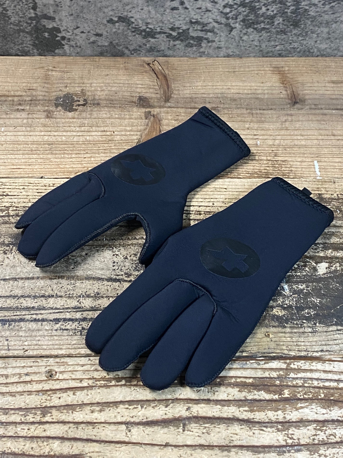 JQ937 アソス ASSOS RAIN GLOVES 長指 グローブ 黒 M – BICI AMORE