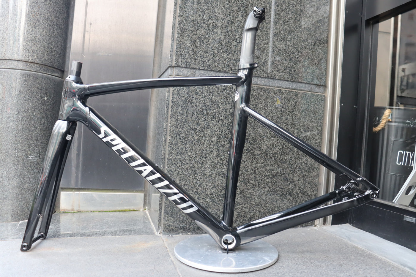 スペシャライズド SPECIALZIED アレースプリント ALLEZ SPRINT COMP 2022モデル 52 アルミ ディスクブレー –  BICI AMORE ONLINE STORE