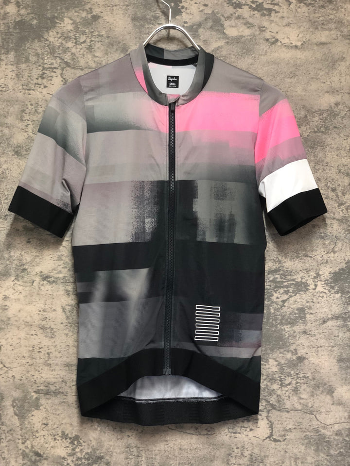 KM231 ラファ Rapha SUPER LIGHTWEIGHT JERSEY 半袖 サイクルジャージ 黒ピンク S ほつれ