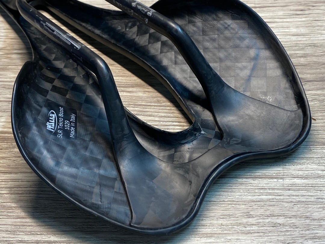 JC979 セライタリア selle italia SLR TEKNO BOOST サドル 黒 フルカーボン ENGINEED BY dallara
