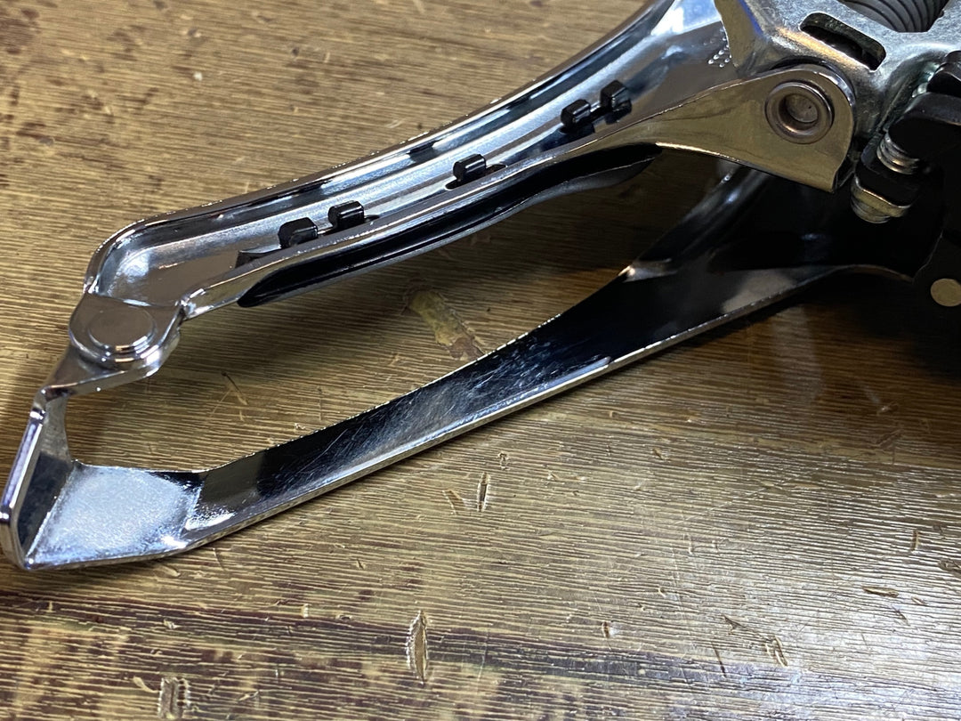 JJ353 シマノ SHIMANO 105 FD-R7000 フロントディレイラー 黒 直付