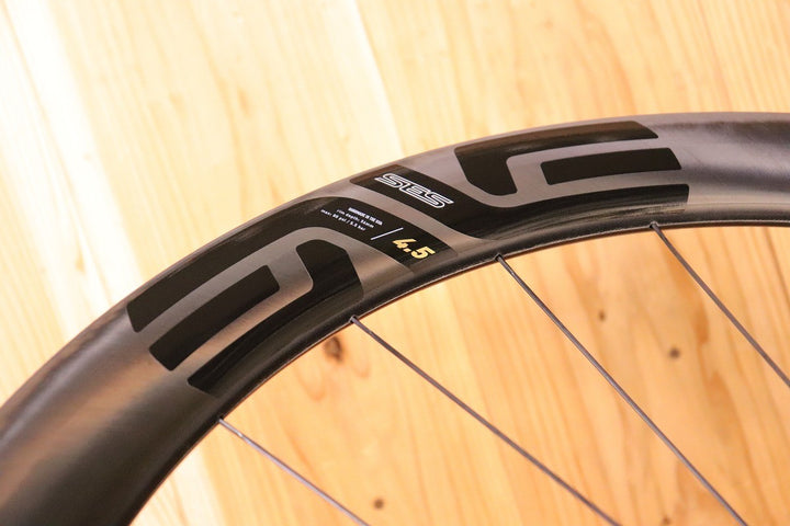 エンヴィ ENVE SES4.5 NEW STRAIGHT SPOKE カーボン チューブレスレディ ホイールセット シマノ11s/12s フックレス 25mm 【芦屋店】