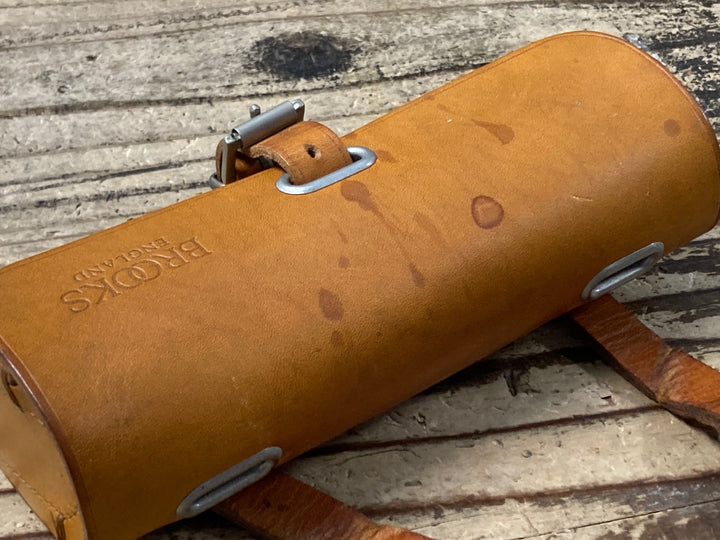 KJ649 ブルックス BROOKS ツールバッグ TOOL BAG サドルバッグ ブラウン レザー ※シミ汚れあり