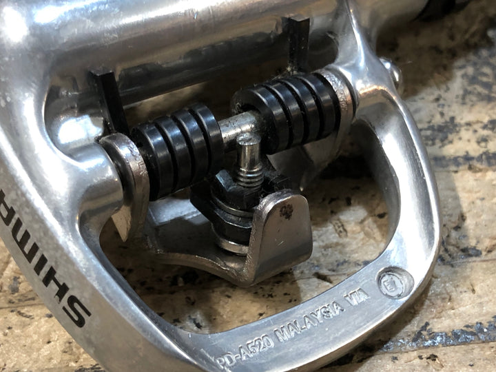 JX056 シマノ SHIMANO PD-A520 ビンディングペダル SPD シルバー