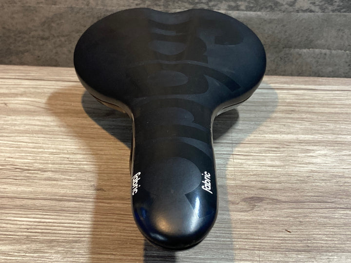 JU867 ファブリック fabric SCOOP SHALLOW PRO TEAM サドル 黒 カーボンレール