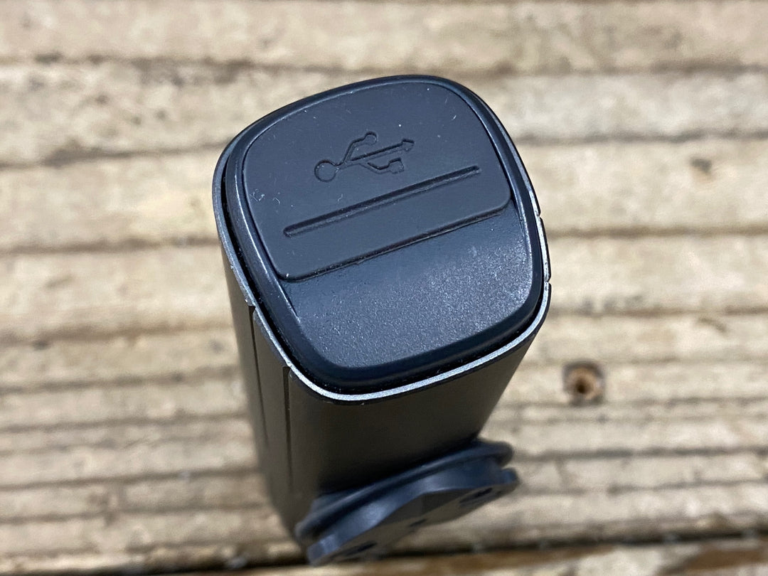 JW577 オーライト OLIGHT RN1500 フロントライト ※点灯確認済み