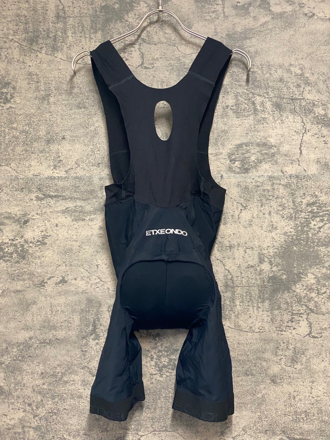 JP842 ETXEONDO ビブショーツ 黒 L