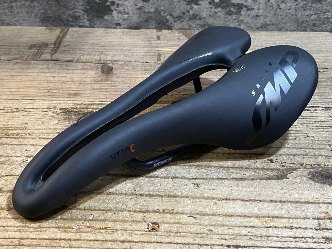 KC321 SELLE SMP VT 20C サドル 黒