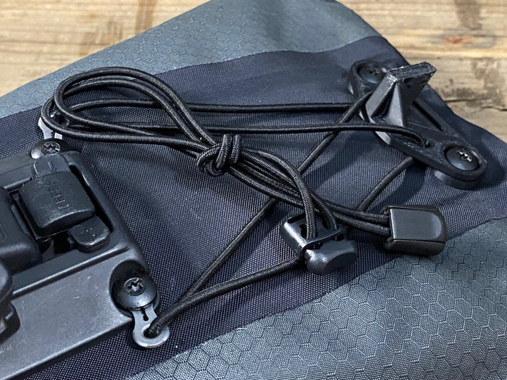 JY845 オルトリーブ ORTLIEB サドルバッグ グレー ※カスタム品のためジャンク