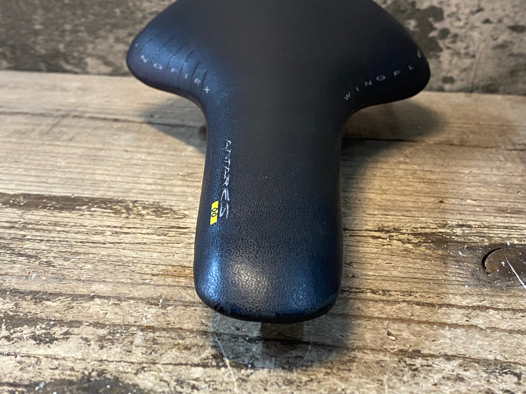 JO971 フィジーク fizik アンタレス ANTARES 00 サドル カーボンレール 140mm 黒 ※破れあり