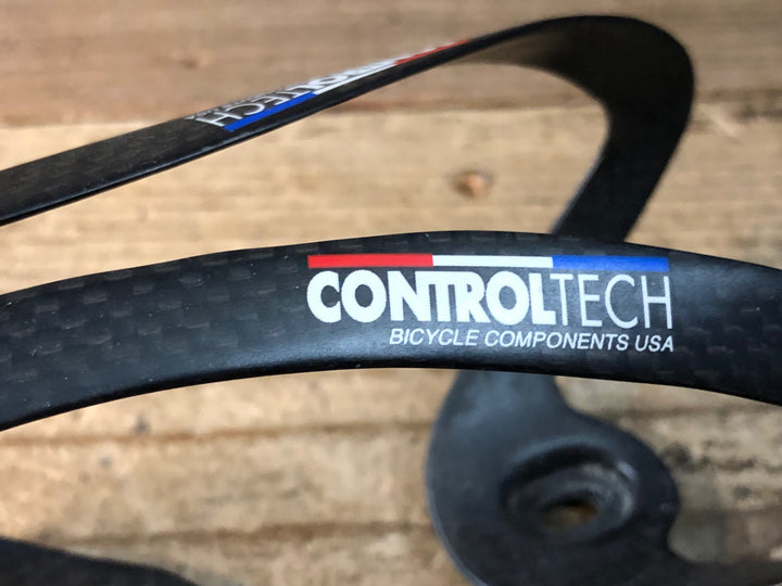 JS057 コントロールテック CONTROLTECH カーボン ボトルケージ 2個セット 黒