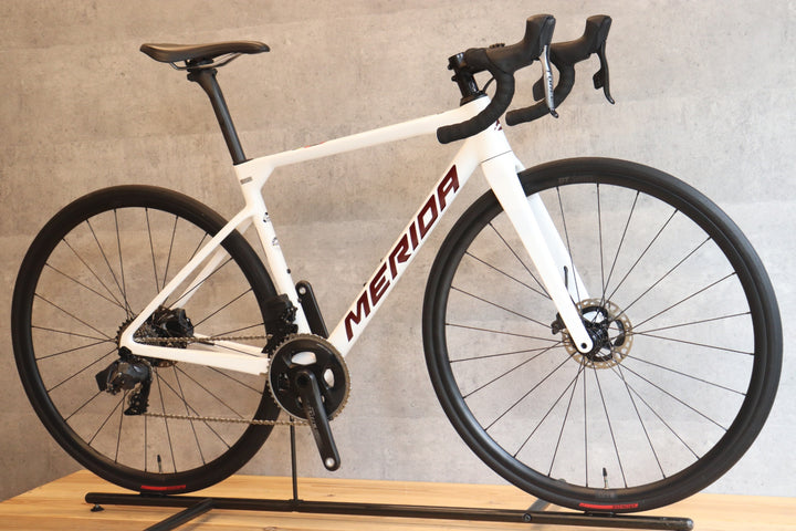 決算SALE メリダ MERIDA スクルトゥーラ SCULTURA 8000 2025モデル XSサイズ SRAM FORCE e-Tap AXS 12S カーボン ロードバイク 【さいたま浦和店】