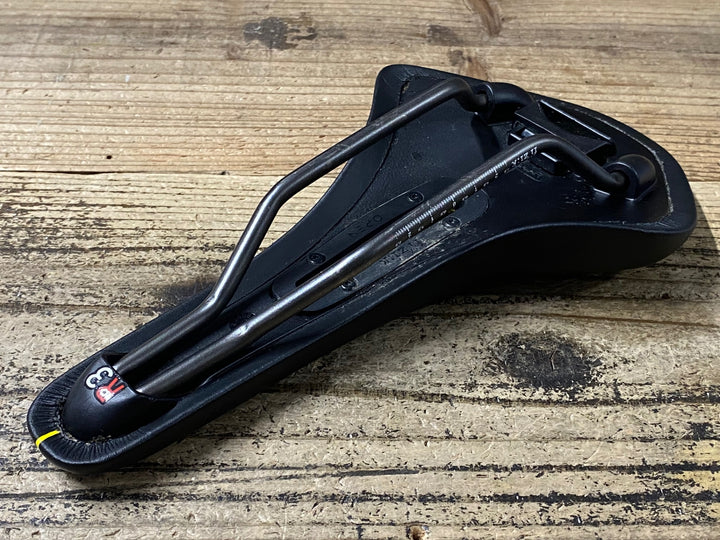 JS942 フィジーク fizik アンタレス ALIANTE R3 OPEN Kiumレール サドル 黒 黄 140mm kiumレール