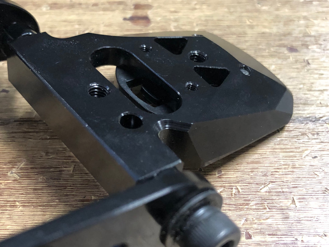JZ810 レックマウント REC-MOUNTS 両持 サイクルコンピューターマウント Φ31.8 wahoo BOLT用マウント