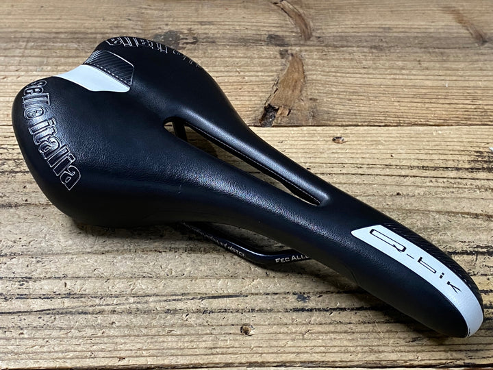 KR136 セライタリア selle italia Q-bik サドル 黒 138mm FEC ALLOY