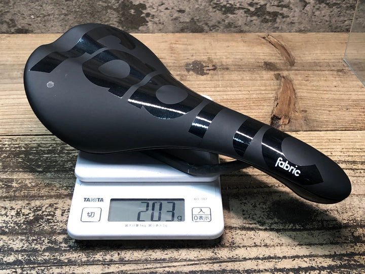 JO736 ファブリック fabric SCOOP RADIUS PRO サドル 黒 カーボンレール