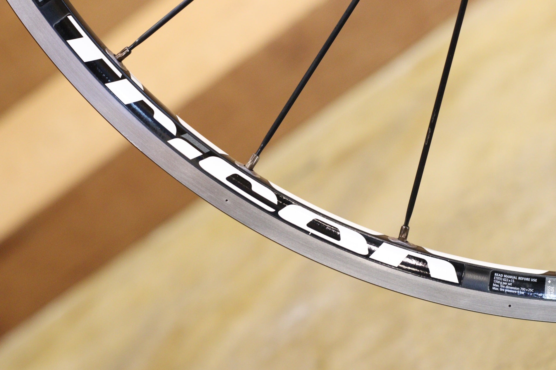 DTスイス DT SWISS トライコン TRICON GIANT LIMITED アルミ